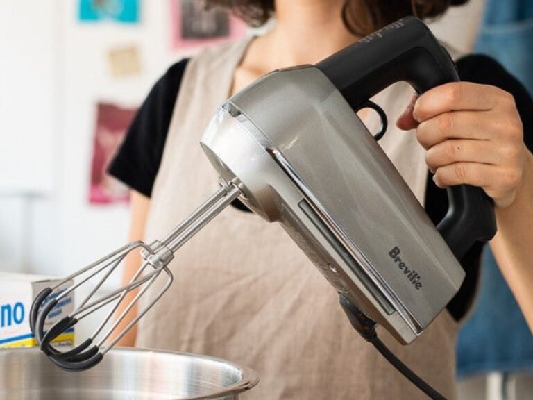 5 Best Rated Hand Mixers for Baking & Cooking in 2025