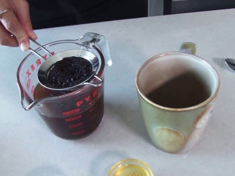 How to Make Coffee Without a Maker: Saucepan, Mason Jar, French Press Hack