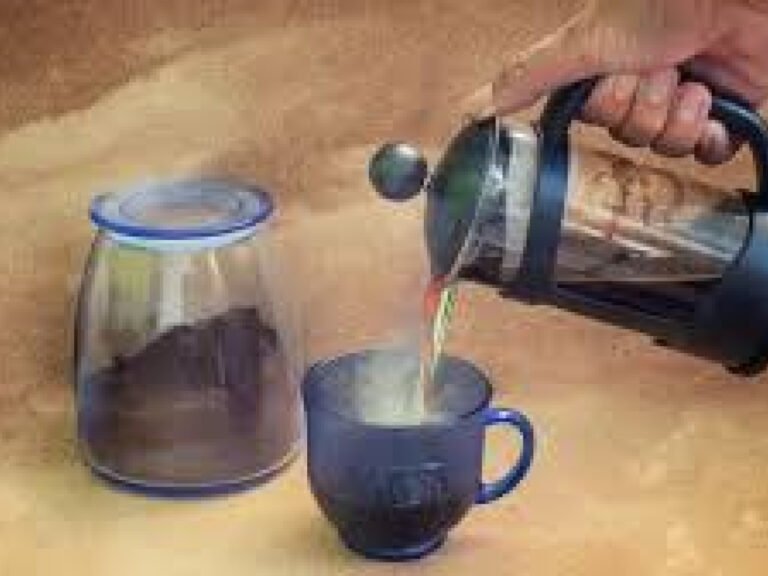 Plastic Coffee Makers: Safety Concerns, Toxic Risks, Best Alternatives 9 Plastic Coffee Makers: Safety Concerns, Toxic Risks, Best Alternatives