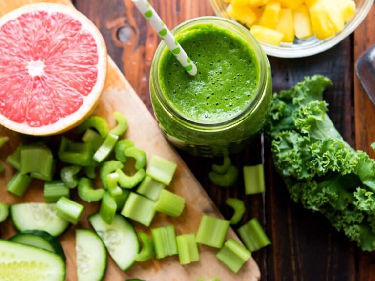 Slim Fast: 10+ Weight Loss Smoothies Recipes You’ll Love