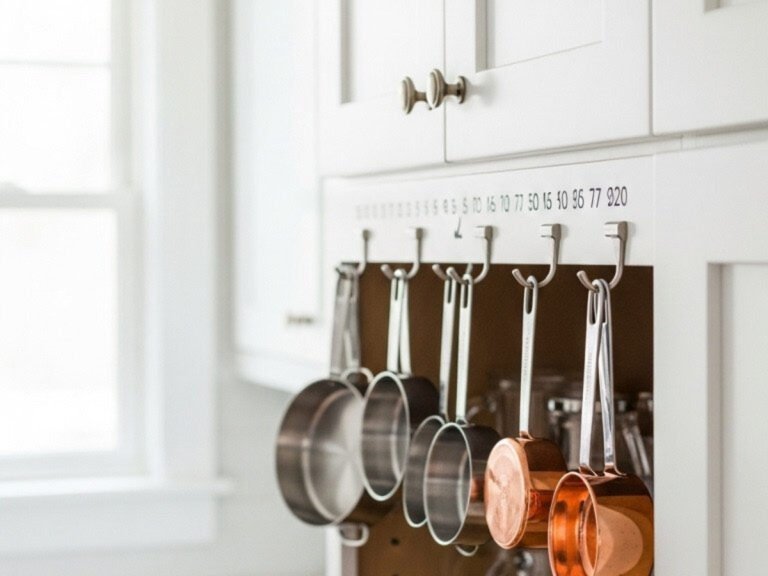 9 Genius Measuring Cup Display Hacks For Your Kitchen 1 9 Genius Measuring Cup Display Hacks For Your Kitchen